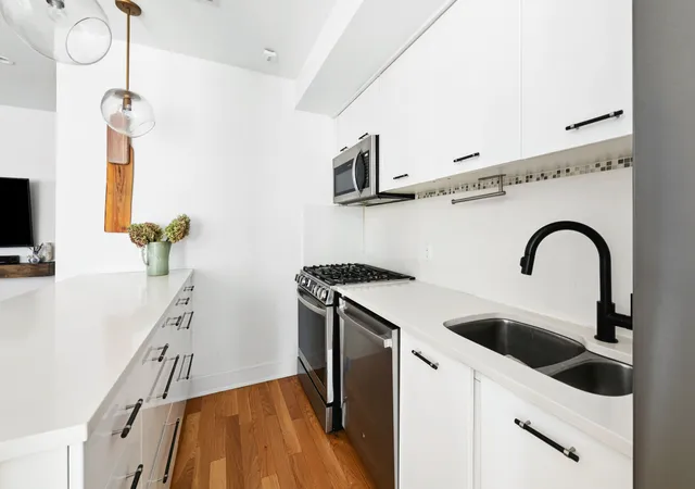Listing Photo 5 - Condo for sale in building located at 59 Conselyea St, New York City, NY 11211 - Unit #A1