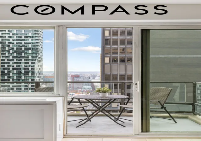 5th image of 159 W 53Rd St, New York, NY 10019