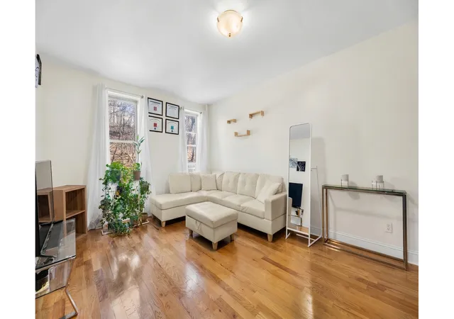 1st image of 811 Walton Ave #B15, Bronx, NY 10451 | MLS# RLS20079833
