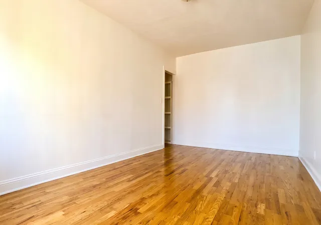 3rd image of 811 Walton Ave #B15, Bronx, NY 10451 | MLS# RLS20079833
