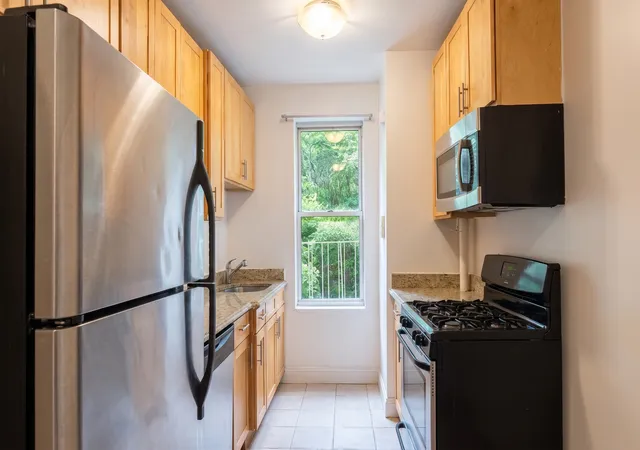 4th image of 811 Walton Ave #B15, Bronx, NY 10451 | MLS# RLS20079833
