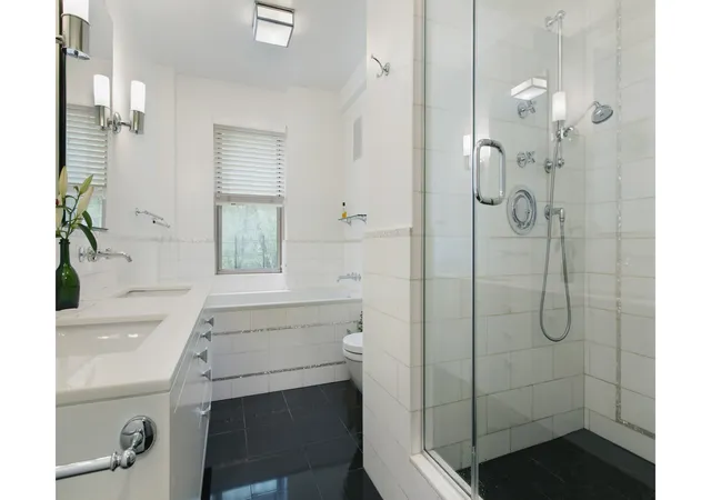 Listing Photo 5 - Condo for sale in building located at 7 Lexington Ave, New York City, NY 10010 - Unit #2CD