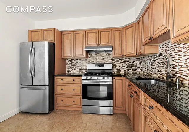 Listing Photo 4 - Condo for sale in building located at 572 92nd St, New York City, NY 11209