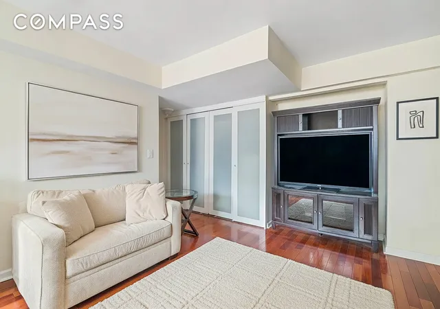 2nd image of 153 E 57Th St #17F, New York City, NY 10022 | MLS# RLS20078732