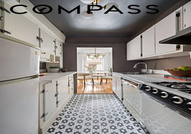 Photo 5 of House for sale at 155 E 49th Street #10A, New York, NY 10017 | MLS# RLS20080165 | Listing updated on 2026-07-23