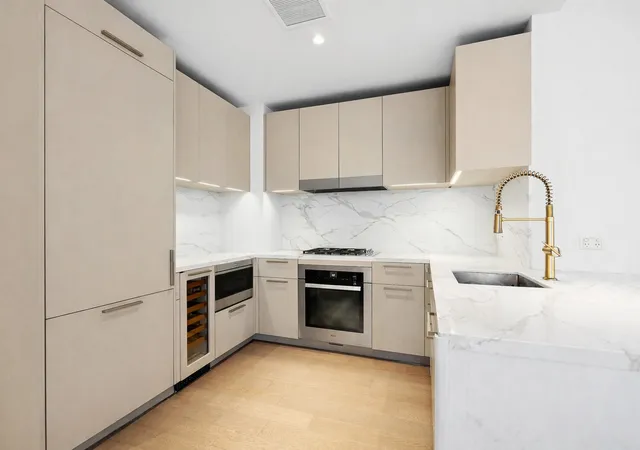 Photo 2 of House for sale at 305 E 51st Street #RU5F, New York, NY 10022 | MLS# RLS20080177 | Listing updated on 2026-07-12