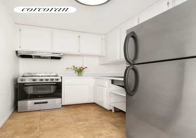 5th image of 7 E 14Th St #1523, New York, NY 10003 | MLS# RLS20080187