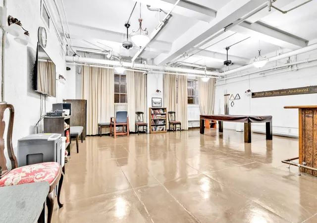 2nd image of Forest Hills Inn Apartments, Forest Hills, NY 11375