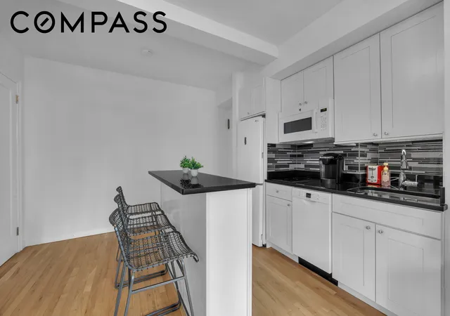 Photo 3 of House for sale at 45 Tudor City Pl #1204, New York, NY 10017 | MLS# RLS20078232 | Listing updated on 2026-07-08