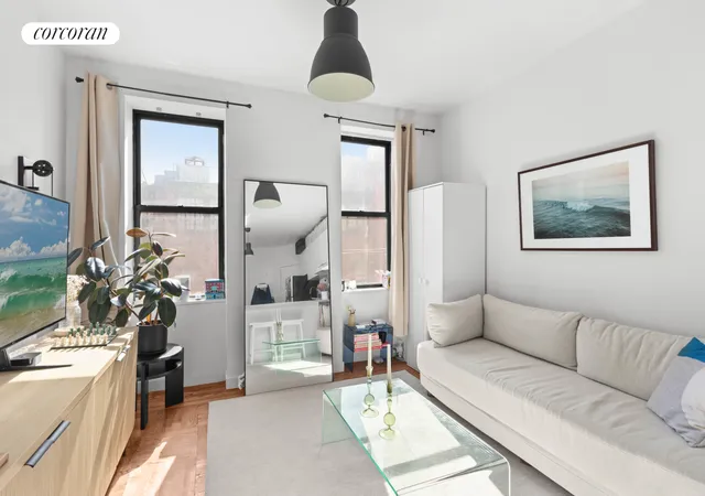 2nd image of 175 Bleecker St #18, New York, NY 10012 | MLS# RLS20080400