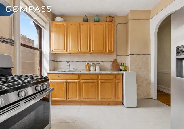 Listing Photo 5 - Condo for sale in building located at 361 W 121St St, New York City, NY 10027 - Unit #4S