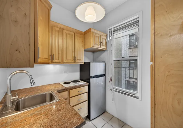 Homes for sale in New York City, NY | 25 W 64Th St #4D, New York City, NY 10023 | MLS# RLS20080403