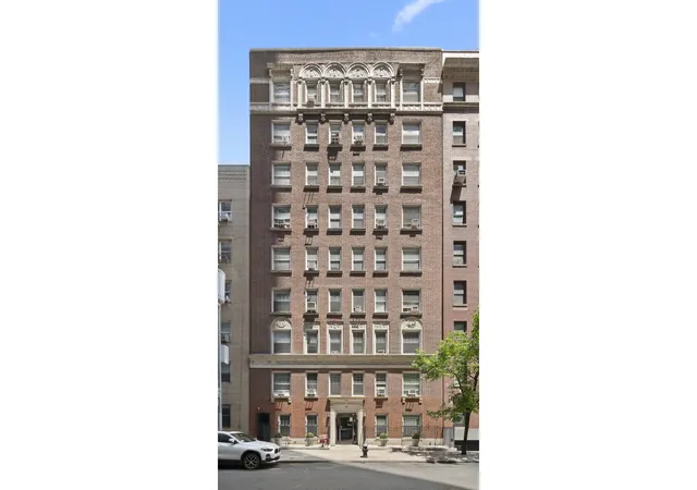 Homes for sale in New York City, NY | 25 W 64th St #4D, New York City, NY 10023 | MLS# RLS20080403