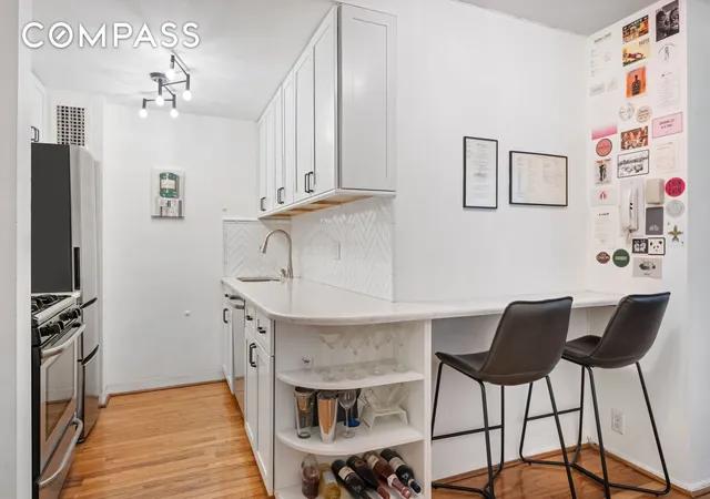 4th image of 130 E 18Th St #8R, New York City, NY 10003 | MLS# RLS20080418