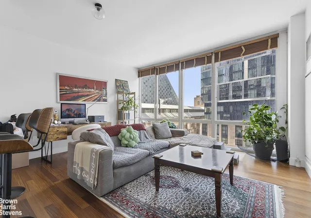 Photo 1 of House for sale at 10 W End Ave #9F, New York, NY 10023 | MLS# RLS20080444 | Listing updated on 2026-07-20