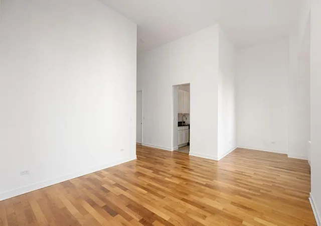2nd image of 120 E 87Th St #R14-J, New York City, NY 10128 | MLS# RLS20080467