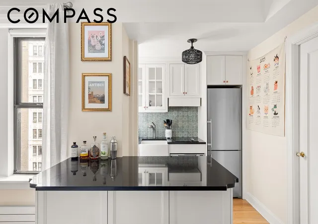 Photo 2 of Sale Pending at 41 W 72nd Street #10B, New York City, NY 10023 | MLS# RLS20079887 | Listing updated on 2026-07-31