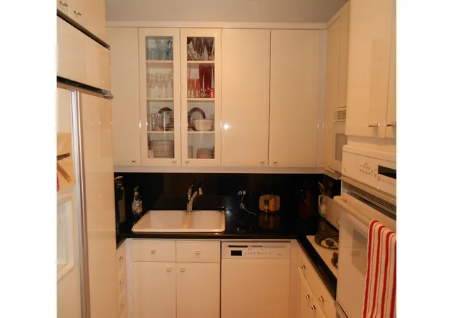 5th image of 1 Central Park W #37E, New York, NY 10023 | MLS# RLS20080533