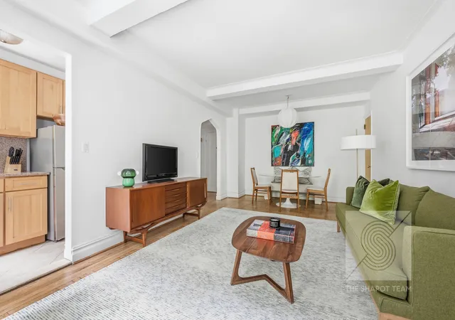 5th image of 230 Riverside Dr #2E, New York, NY 10025 | MLS# RLS20080636