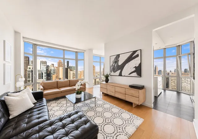 Photo 1 of House for sale at 200 E 32nd Street #32E, New York, NY 10016 | MLS# RLS20080722 | Listing updated on 2026-05-31