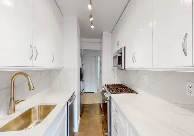 Sale Pending at 211 E 53rd Street #11D, New York City, NY 10022 | MLS# RLS20080781 | Listing updated on 2026-08-04