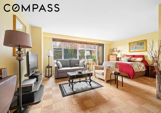 1st image of 165 W 66th St #2R, New York City, NY 10023 | MLS# RLS20080788