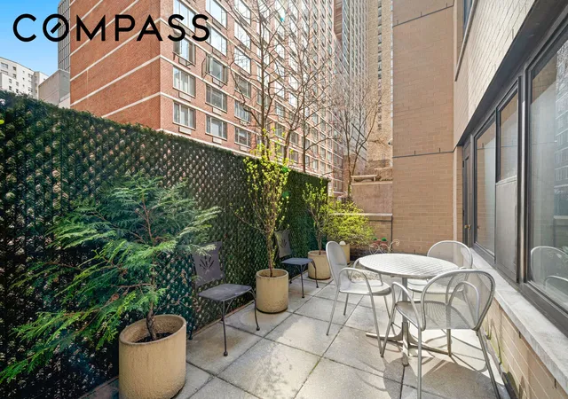5th image of 165 W 66th St #2R, New York City, NY 10023 | MLS# RLS20080788
