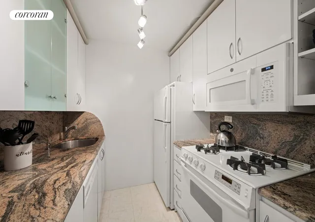 4th image of 155 E 34Th St #6O, New York City, NY 10016 | MLS# RLS20081049