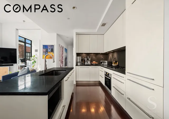 Photo 3 of Condo for sale at 4 W 21st Street #14A, New York, NY 10010 | MLS# RLS20081101 | Listing updated on 2026-09-01