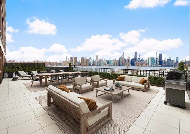 Photo 2 of Sale Pending at 29 Huron St #2AW, Brooklyn, NY 11222 | MLS# RLS20081114 | Listing updated on 2026-04-24