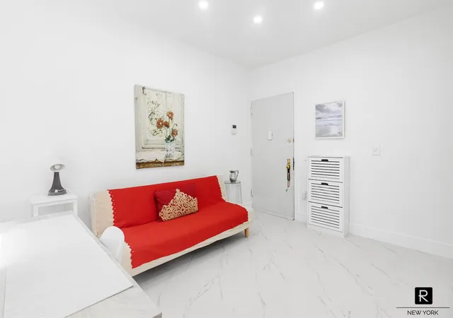 Photo 3 of Condo for sale at 4 W 105th Street #6, New York, NY 10025 | MLS# RLS20081180 | Listing updated on 2026-08-04