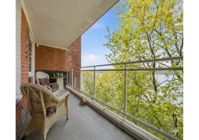 1st image of 2575 Palisade Ave #6C, Bronx, NY 10463 | MLS# RLS20081212