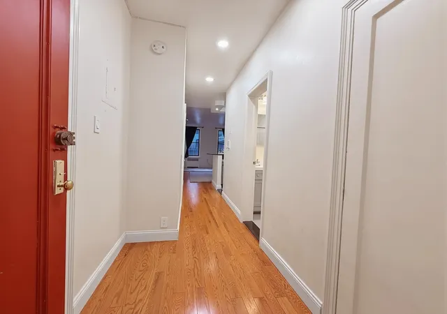 Homes for sale in New York City, NY | 121 E 88th St #5-B, New York City, NY 10128 | MLS# RLS20081216