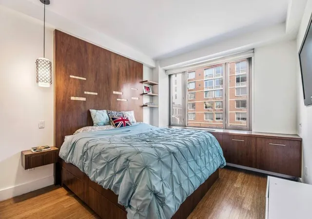 Photo 3 of House for sale at 305 W 16th Street #3D, New York, NY 10011 | MLS# RLS20081243 | Listing updated on 2026-06-29