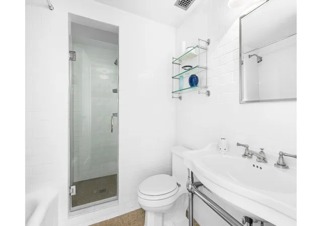 Photo 4 of House for sale at 350 W 57th Street #5J, New York, NY 10019 | MLS# RLS20081270 | Listing updated on 2026-06-14