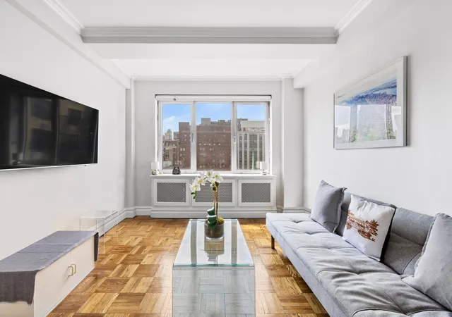 Homes for sale in New York City, NY | 120 E 79Th St, New York City, NY 10075