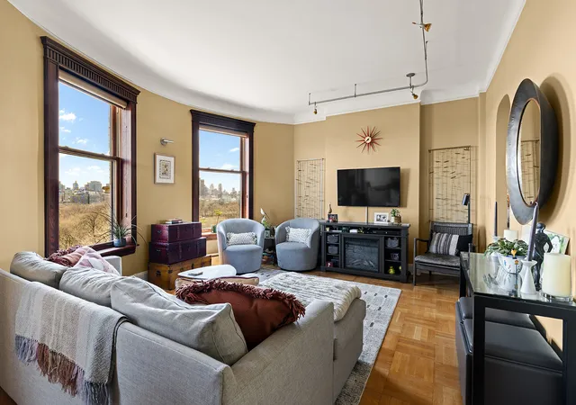 Photo 2 of Condo for sale at 418 Central Park W #106, New York City, NY 10025 | MLS# RLS20081290 | Listing updated on 2026-08-03