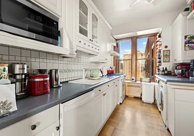 Photo 3 of Condo for sale at 418 Central Park W #106, New York City, NY 10025 | MLS# RLS20081290 | Listing updated on 2026-08-03