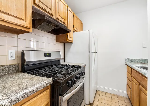 Photo 3 of House for sale at 504 W 135th Street #5C, New York, NY 10031 | MLS# RLS20081314 | Listing updated on 2026-06-30