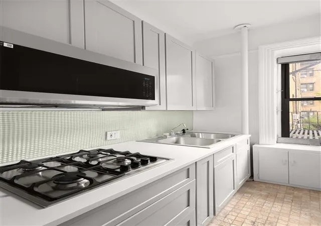 Homes for sale in New York City, NY | 615 W 113Th St, New York City, NY 10025