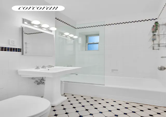 Listing Photo 5 - Condo for sale in building located at 306 W 4Th St, New York City, NY 10014 - Unit #C1