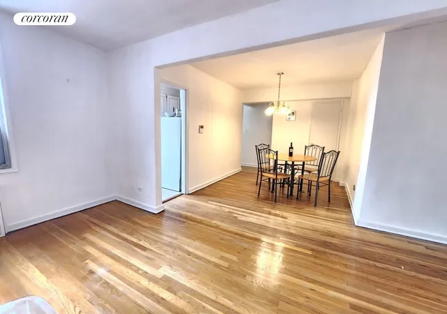 5th image of 1425 Thieriot Ave, New York, NY 10460