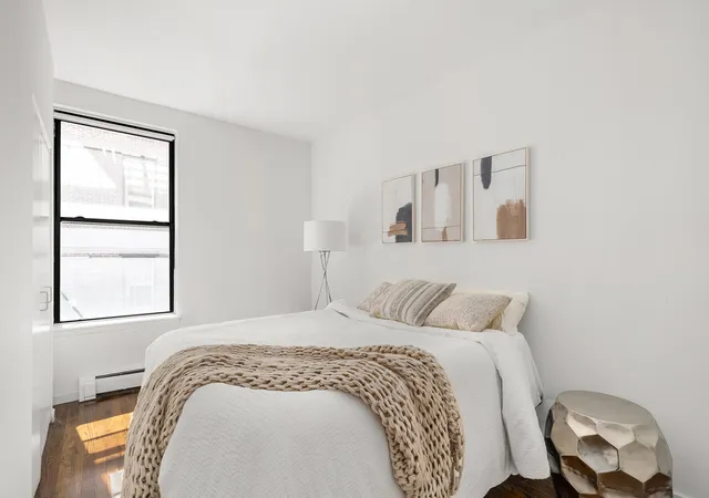 5th image of 14 Prince St, New York City, NY 10012