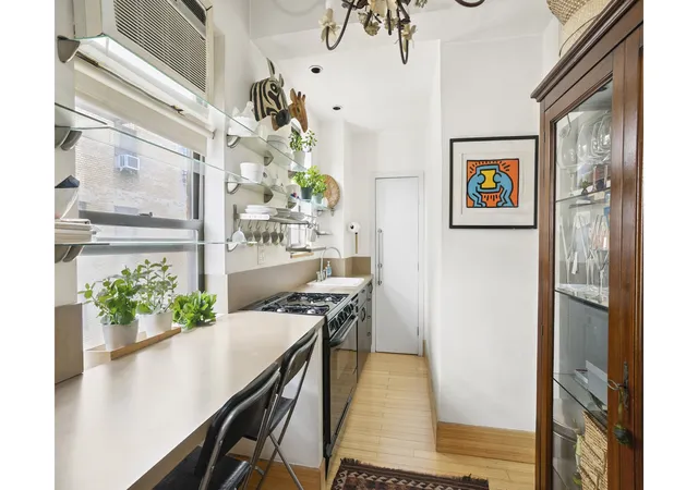 3rd image of 269 W 72Nd St #16D, New York, NY 10023 | MLS# RLS20081569