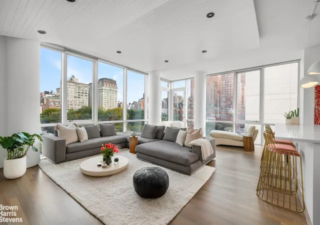 Photo 2 of Condo for sale at 8 Union Sq S #6A, New York, NY 10003 | MLS# RLS20081615 | Listing updated on 2026-05-11