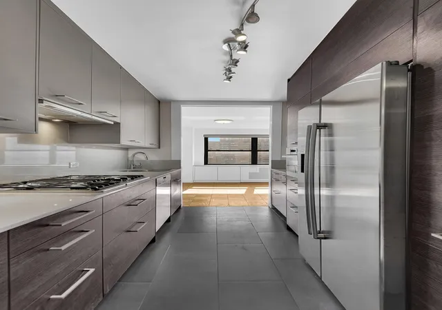 Homes for sale in New York City, NY | 185 W End Ave #25L, New York City, NY 10023 | MLS# RLS20081679