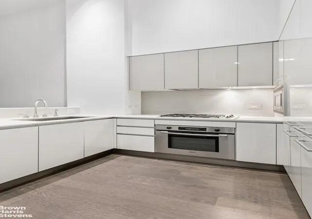 Homes for sale in New York City, NY | 25 Broad St #4P, New York City, NY 10004 | MLS# RLS20081730