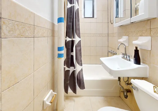 12th image of 21 57 33rd St #APT1H, Astoria, NY 11105 | MLS# RLS20081786