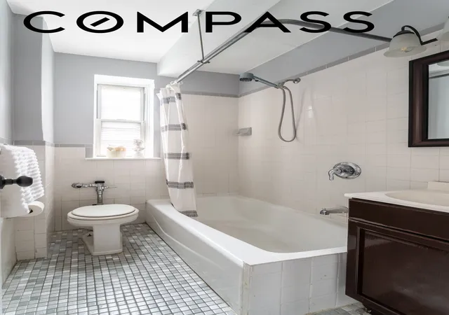 2nd image of 141-24 78Th Ave, Flushing, NY 11367