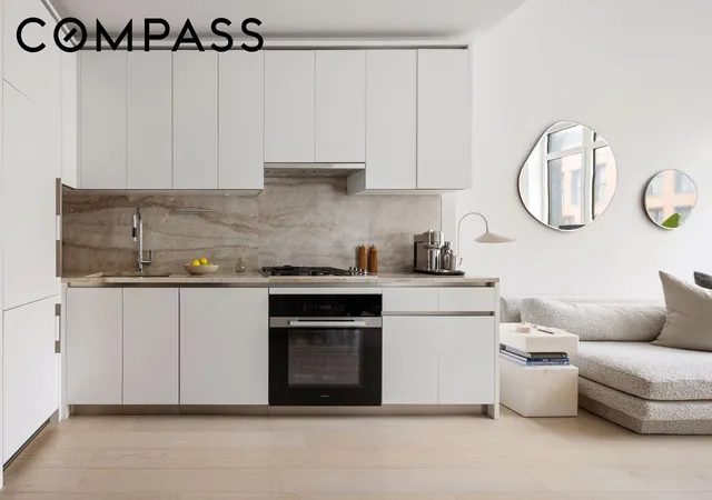 2nd image of 450 Washington St #617, New York, NY 10013 | MLS# RLS20077976